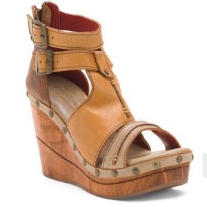 Bed/Stu Women’s Tan Leather Wedge Sandals with Ankle Straps